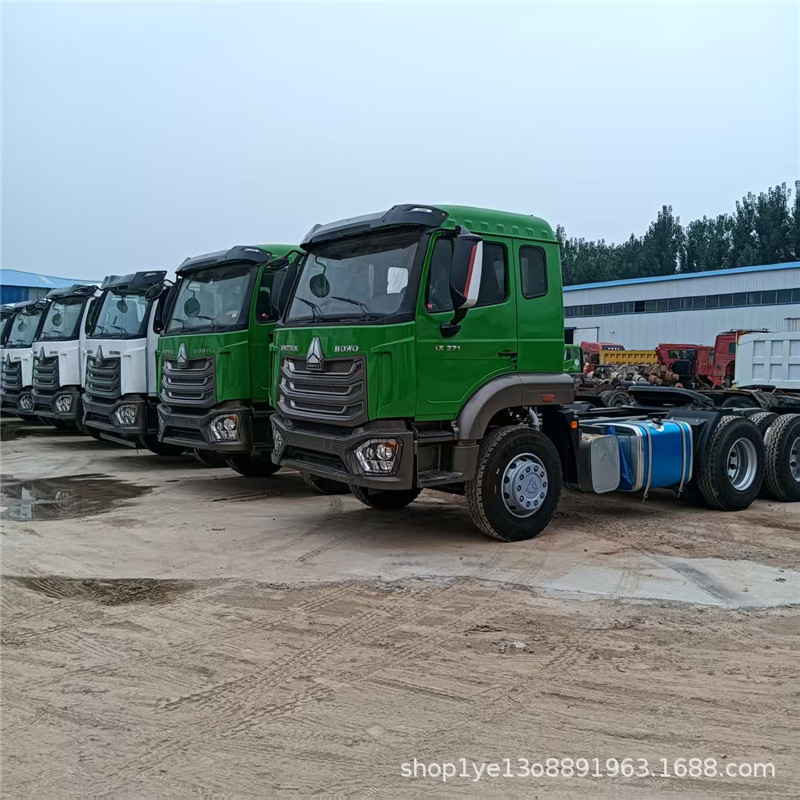 工厂出口二手半挂拖车头 371马力豪沃双驱重体牵引车的价值解析